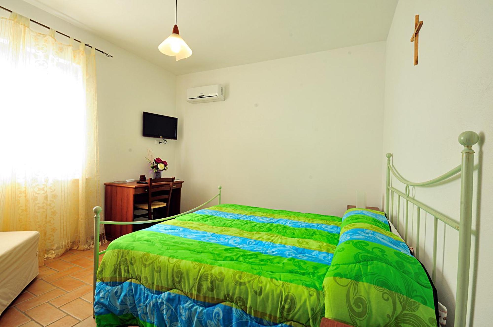 Montebuono  Agriturismo Casale Contessa מראה חיצוני תמונה