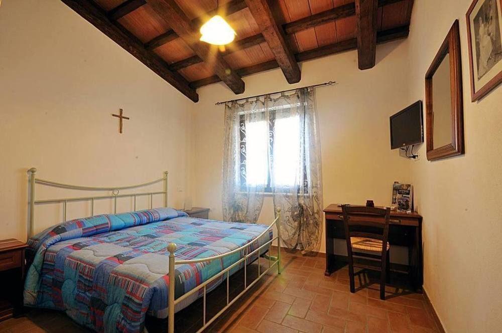 Montebuono  Agriturismo Casale Contessa מראה חיצוני תמונה