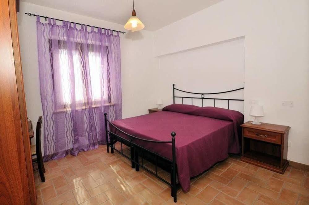 Montebuono  Agriturismo Casale Contessa מראה חיצוני תמונה